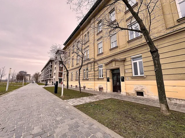 Eladó lakás Győr 86 nm