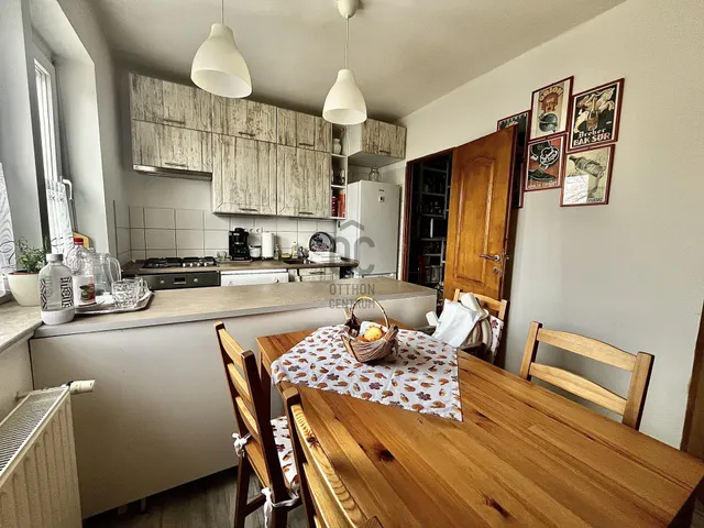 Eladó lakás Győr, Nádorváros 67 nm