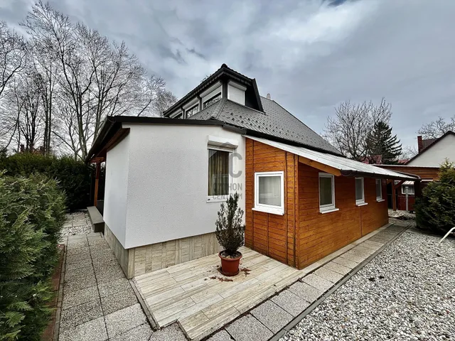 Eladó ház Győr, Sárás 72 nm