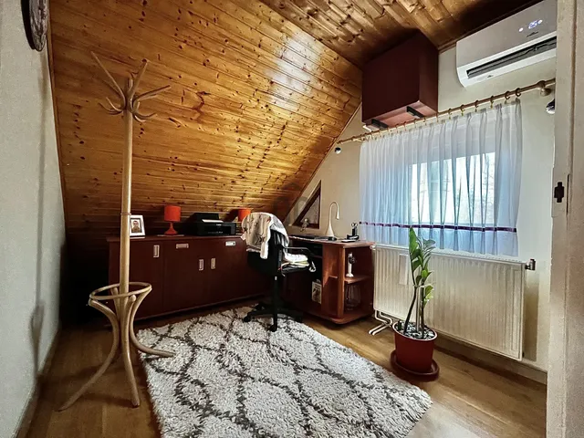 Eladó ház Győr, Sárás 72 nm