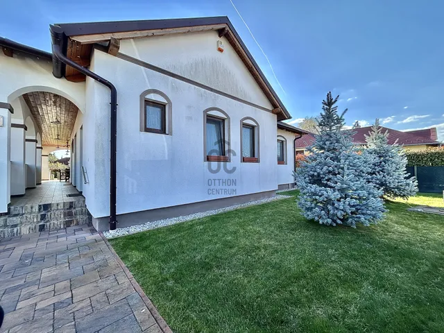 Eladó ház Vámosszabadi, Orgona utca 121 nm