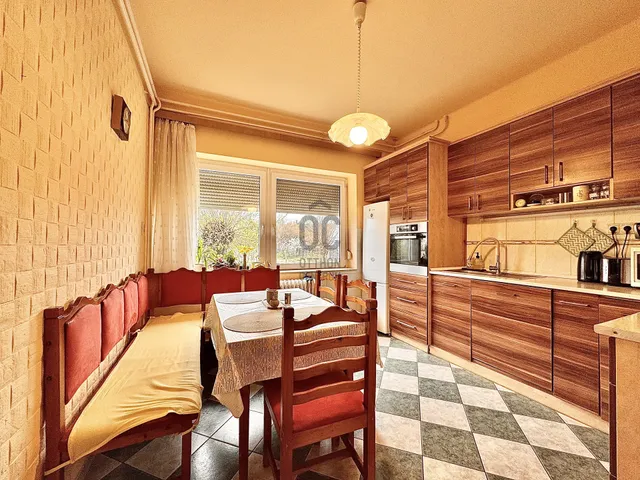 Eladó ház Győr, Győrszentiván 145 nm