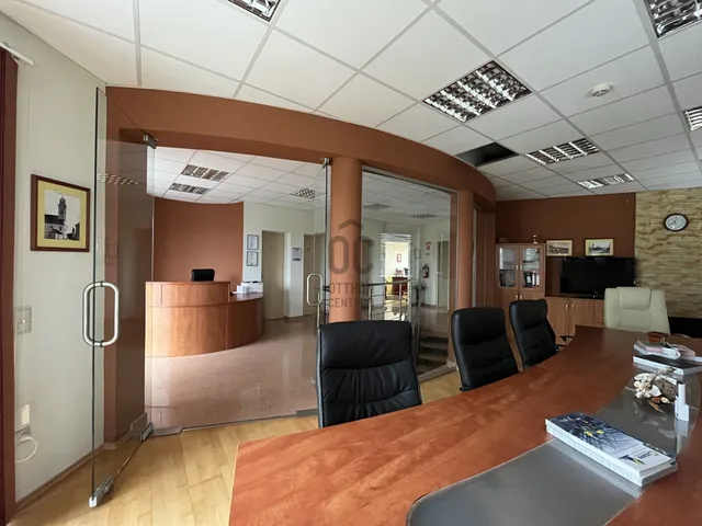 Eladó kereskedelmi és ipari ingatlan Győr, Ipari park 547 nm