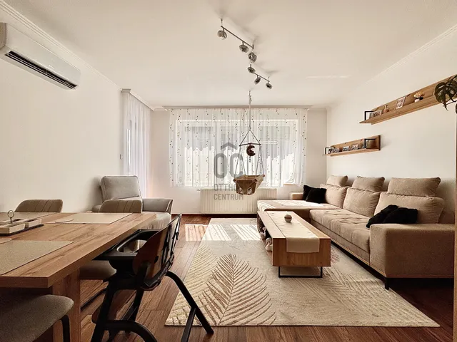 Eladó lakás Győr, Kismegyer