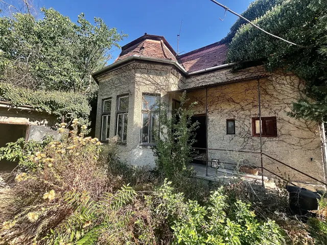 Eladó ház Komárom 131 nm