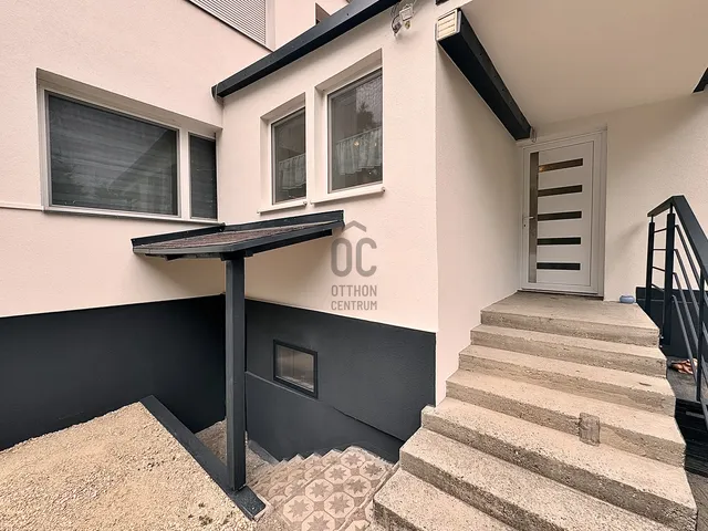 Eladó ház Abda 102 nm