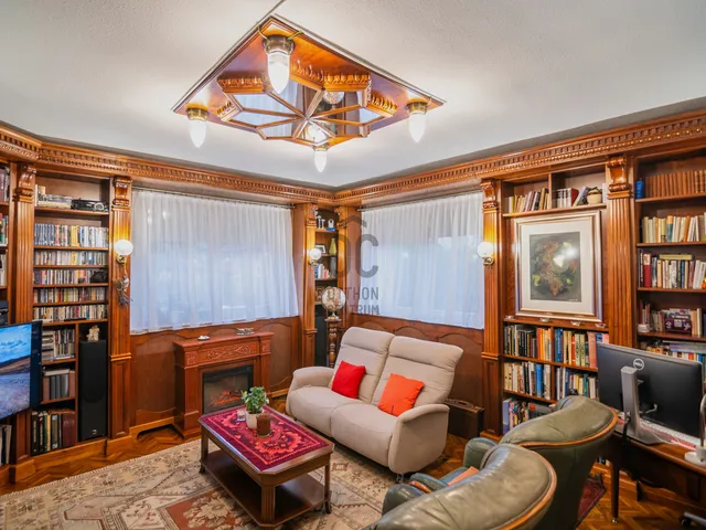 Eladó ház Budapest XV. kerület, Pestújhely 189 nm