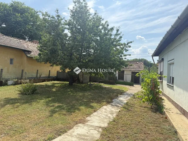 Eladó ház Tiszafüred 100 nm