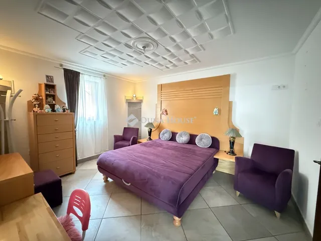 Eladó ház Tiszafüred 260 nm