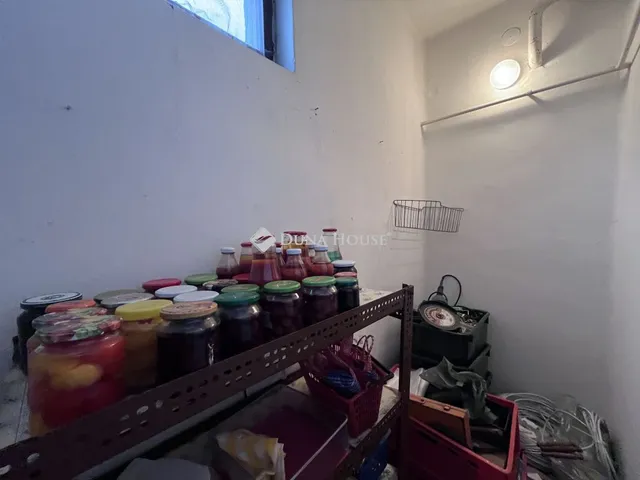 Eladó ház Tiszafüred, Belsőfokpart út 156 nm