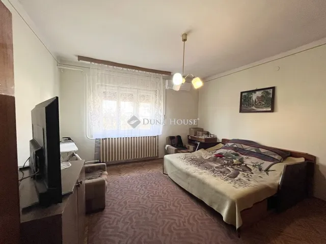 Eladó ház Polgár, Alkotmány utca 114 nm