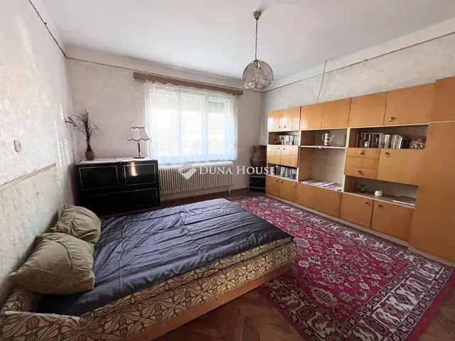 Eladó ház Tiszacsege, Iskola utca 88 nm