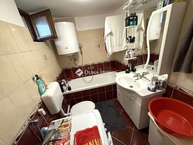 Eladó ház Tiszaszentimre 77 nm