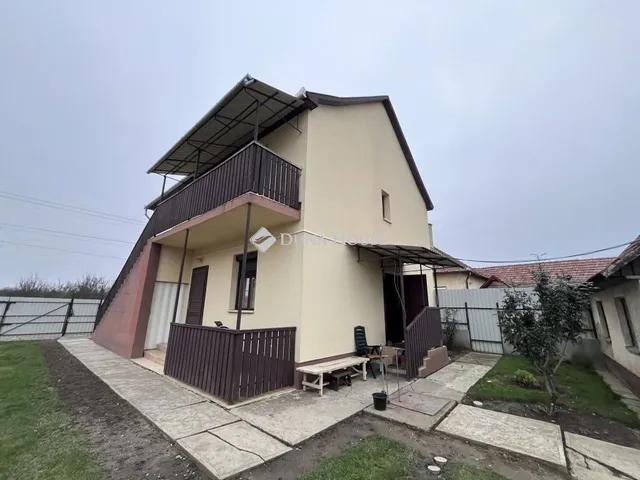 Eladó ház Polgár 132 nm