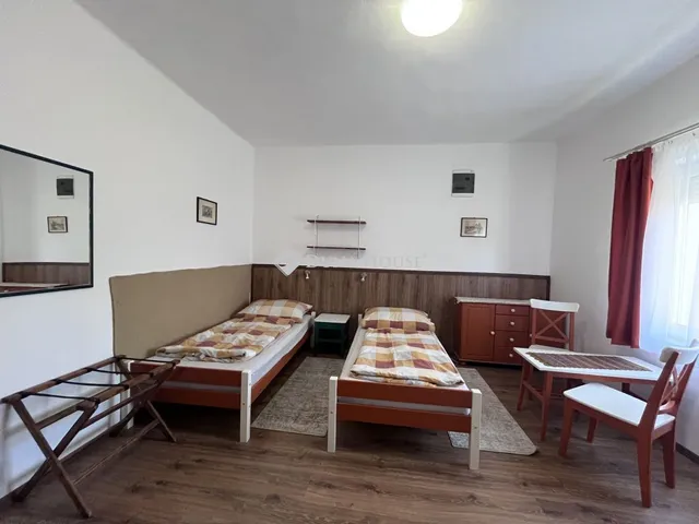 Eladó ház Sarud, Szabadság tér 87 nm