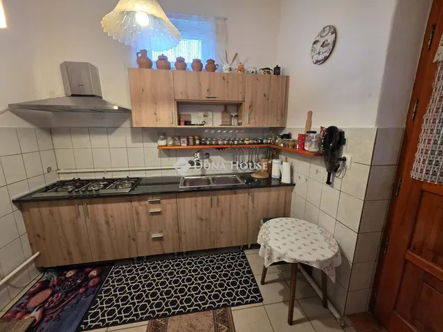 Eladó ház Tiszafüred 176 nm