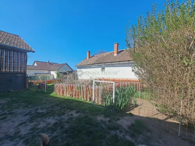 Eladó ház Tiszafüred 84 nm