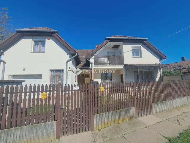 Eladó ház Kunmadaras 277 nm