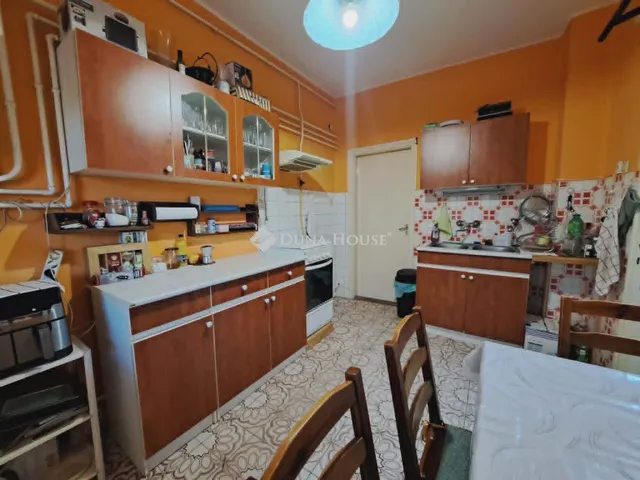 Eladó ház Tiszafüred, Borsóskert utca 80 nm