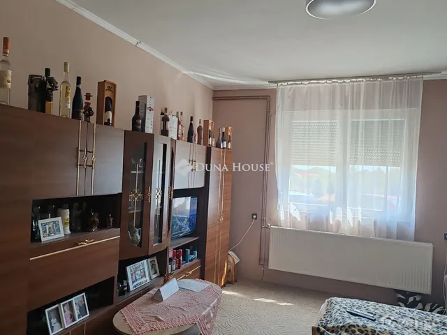 Eladó ház Újszentmargita 90 nm