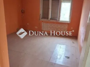 Eladó ház Tiszacsege 88 nm