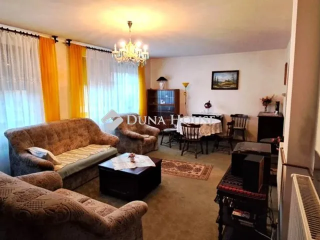 Eladó ház Rábapatona 126 nm