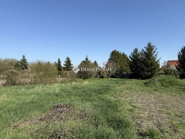 Eladó telek Abda 1080 nm