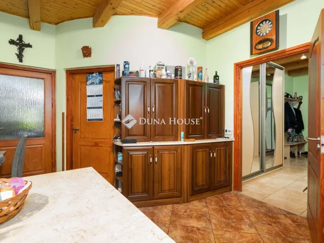 Eladó ház Gönyű 180 nm