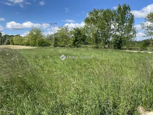 Eladó telek Bodonhely 640 nm