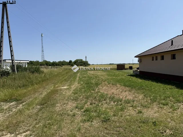 Eladó telek Mihályi 906 nm