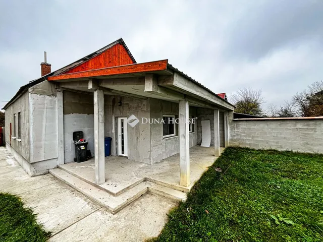 Eladó ház Bezi 86 nm