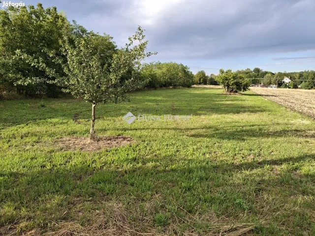 Eladó telek Bodonhely 1579 nm