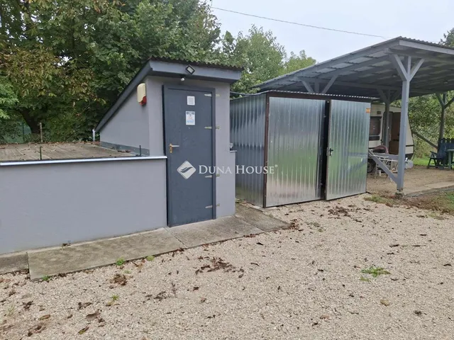 Eladó telek Győr 811 nm