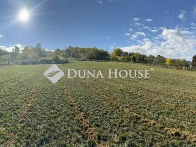 Eladó telek Nyúl 1612 nm