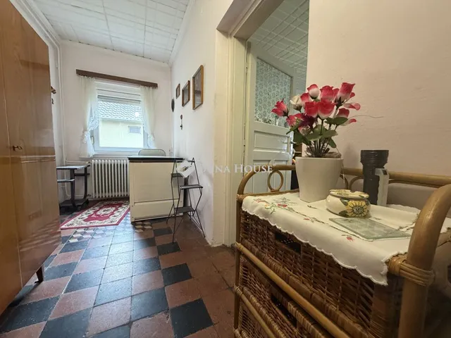 Eladó ház Abda 100 nm