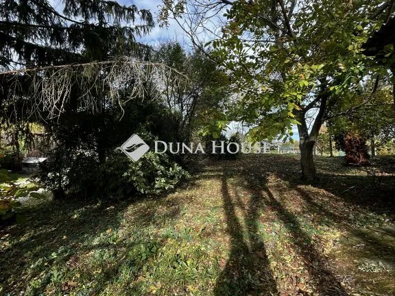Eladó telek Vámosszabadi 658 nm