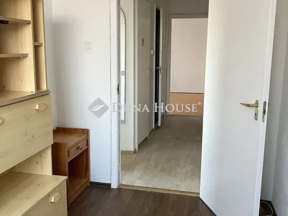 Eladó lakás Győr 67 nm