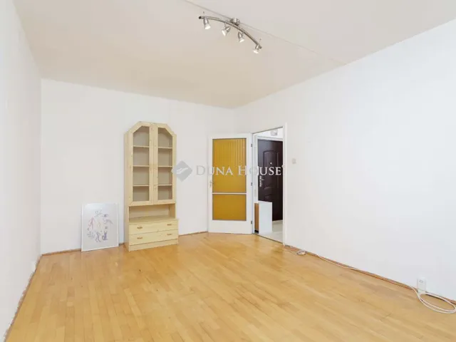 Eladó lakás Győr, Teleki László utca 52 nm