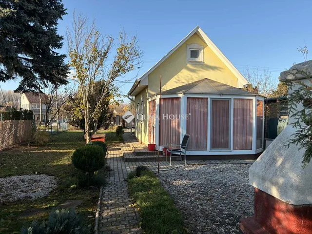 Eladó telek Győr 346 nm