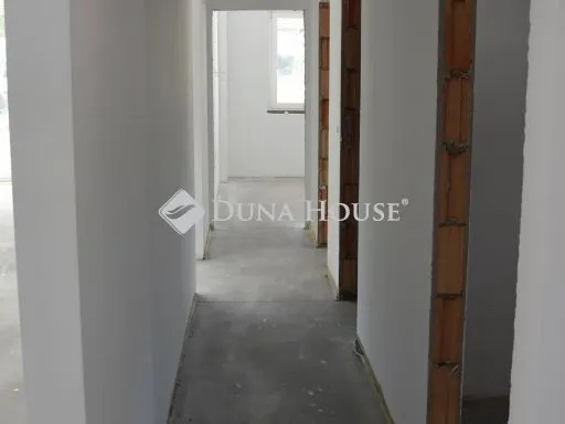 Eladó ház Nyúl 110 nm