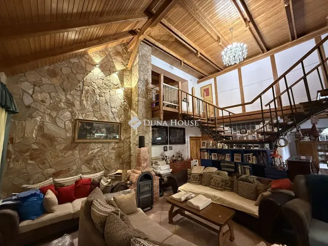 Eladó ház Győr 225 nm