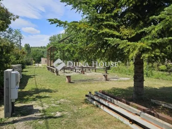 Eladó telek Győr 829 nm