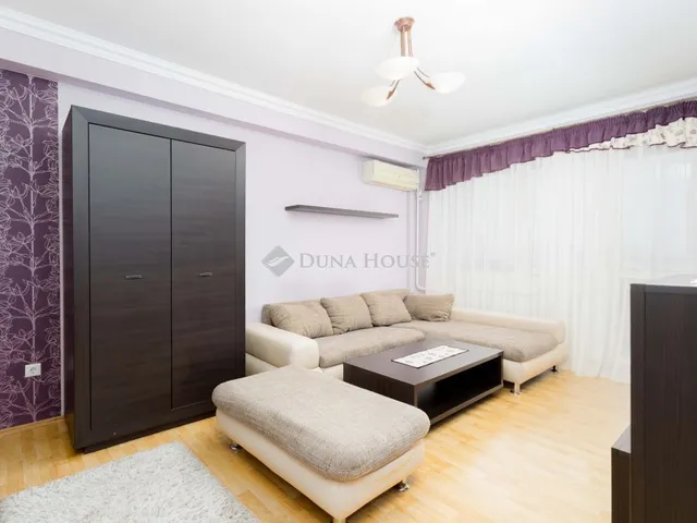 Eladó lakás Győr, Szent Imre út 40 nm