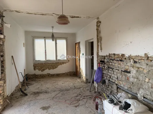 Eladó ház Tét 80 nm