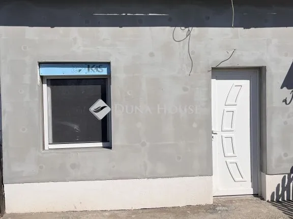 Eladó lakás Várbalog 45 nm