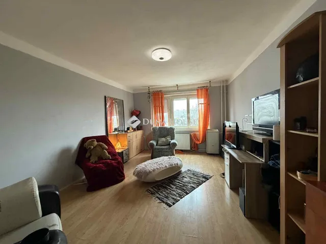 Eladó lakás Győr 65 nm