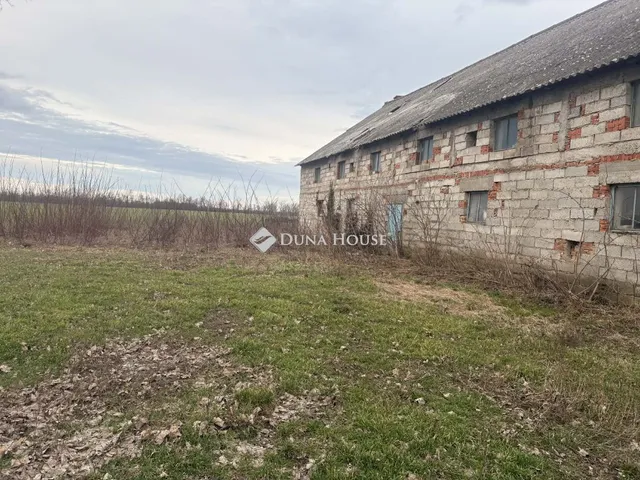 Eladó telek Vág 3201 nm