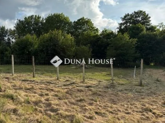Eladó telek Bodonhely 640 nm