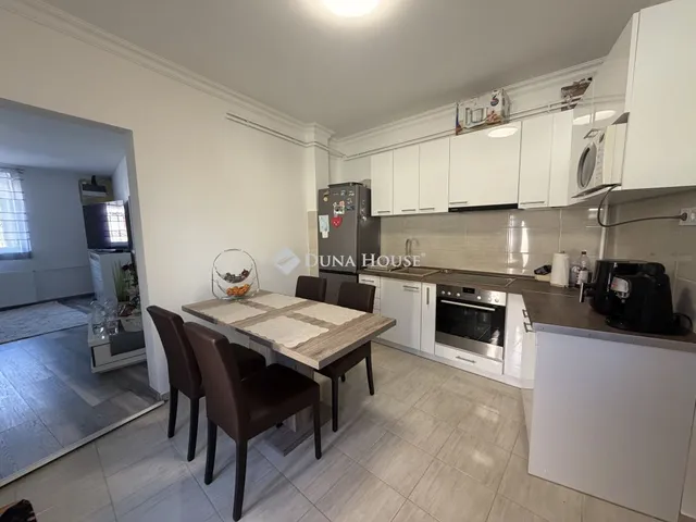 Eladó ház Tét 74 nm