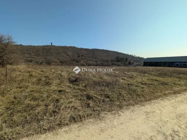 Eladó telek Balatongyörök 3200 nm